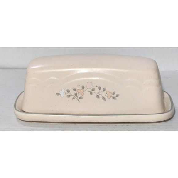 Pfaltzgraff Vintage Butter Dish Remembrance Pattern 028 Cottage Ware - Picture 2 of 14